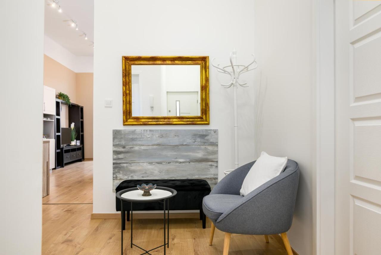 Ja18 Downtown Pearl - 2 Bedroom Apartment Budapeszt Zewnętrze zdjęcie